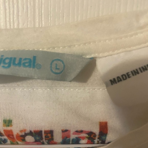 Desigual Colorful Graphic T-Shirt - Picture 3 of 4